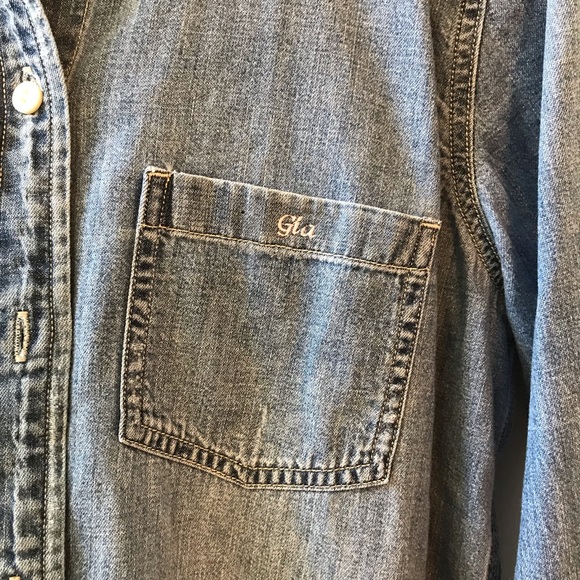 embroidered j crew everyday chambray shirt - Picture 3 of 5